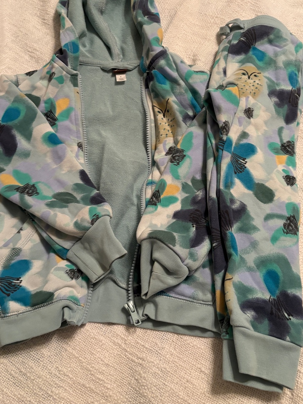 Tea Collection Girl’s Floral Zip Hoodie and pants (hoodie size 4 pants size 3)